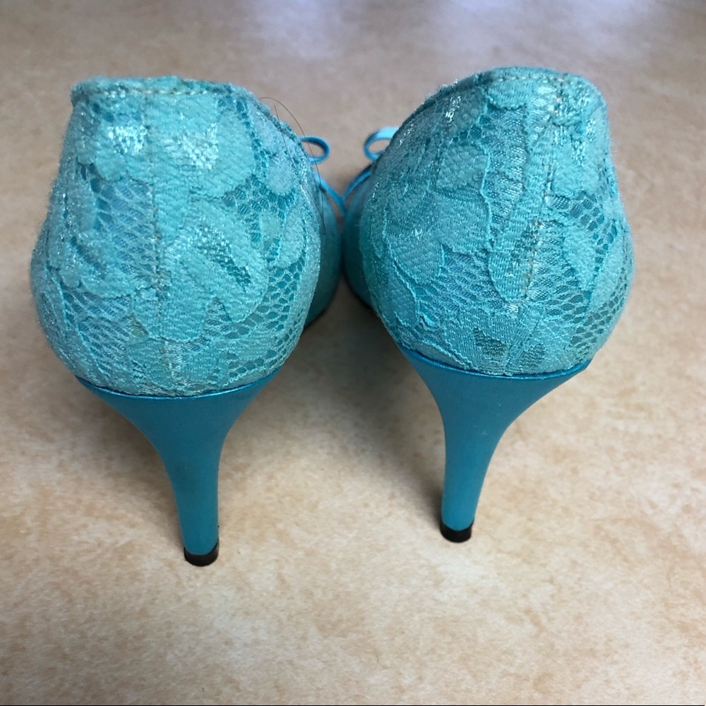 Aqua Blue Satin Lace Heels, Size 8 - Picture 6 of 6